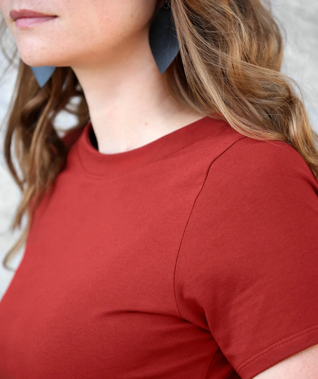 LOVE fitted tee in Burnt Henna