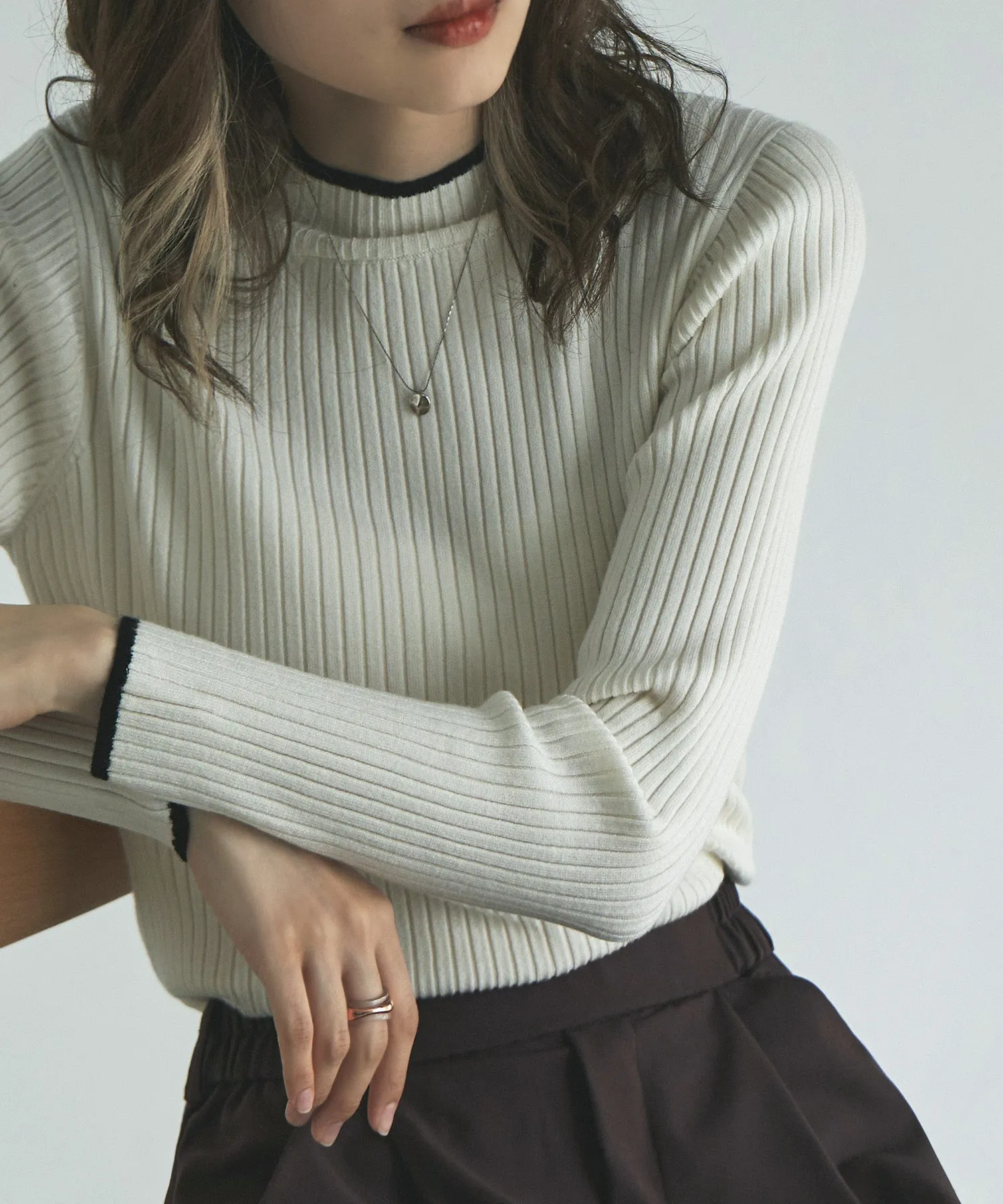 Ringer neck long sleeve rib knit