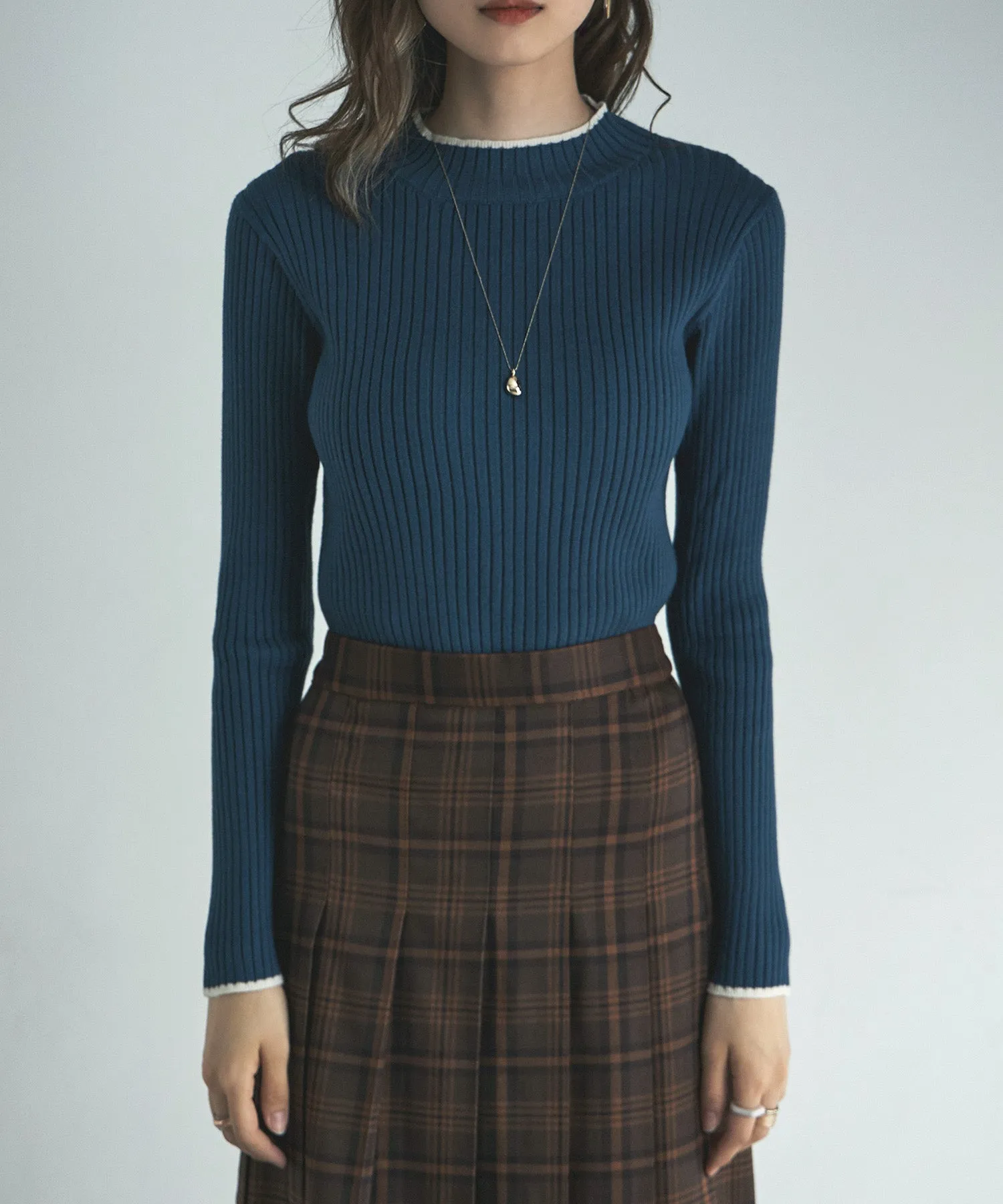 Ringer neck long sleeve rib knit