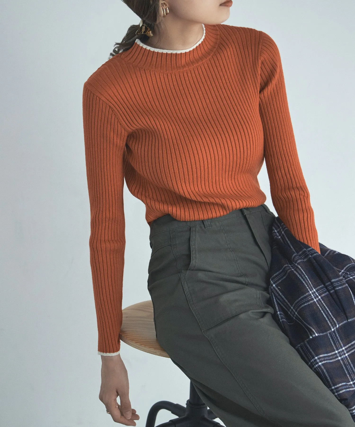 Ringer neck long sleeve rib knit