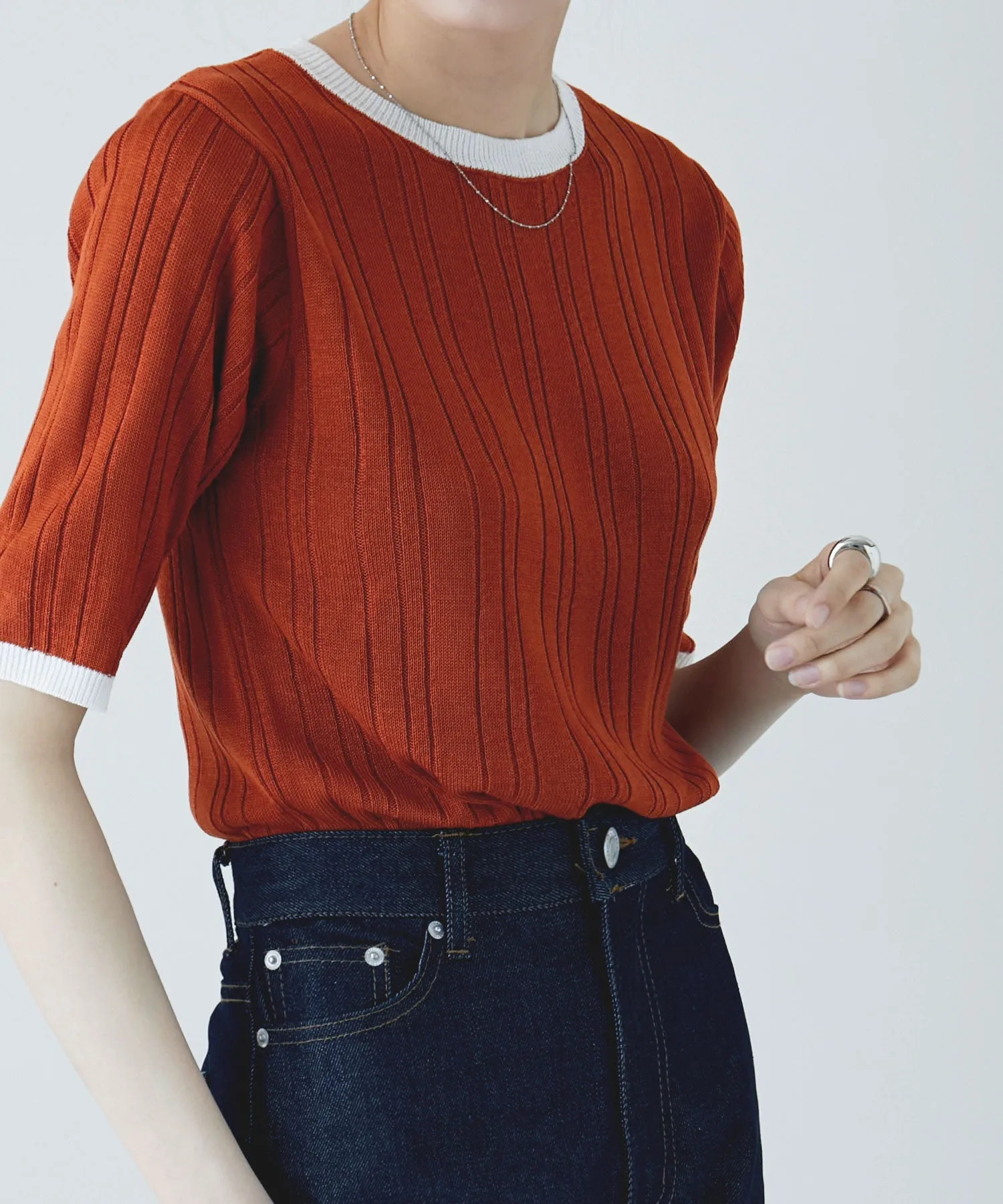 Ringer neck rib knit