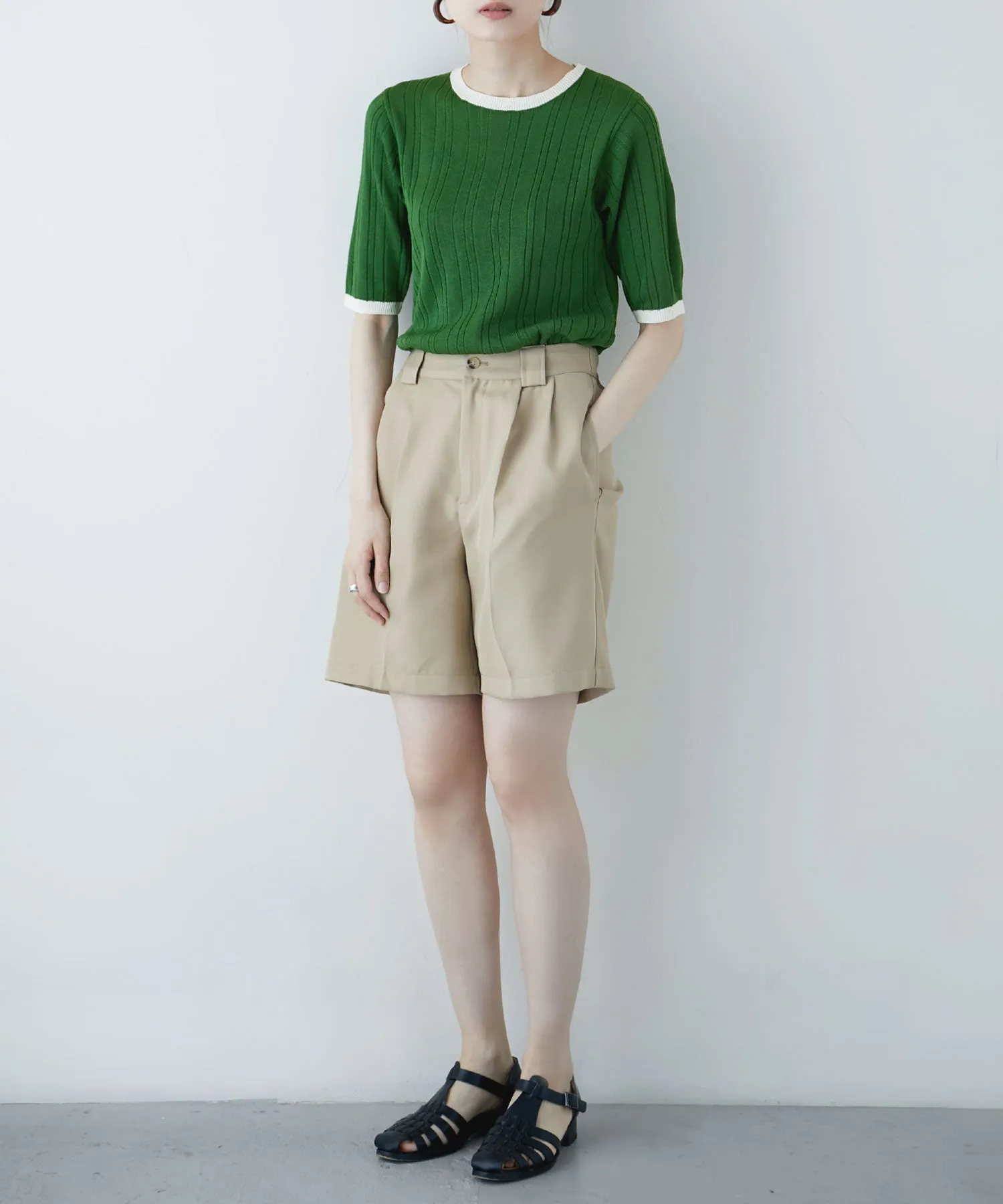 Ringer neck rib knit