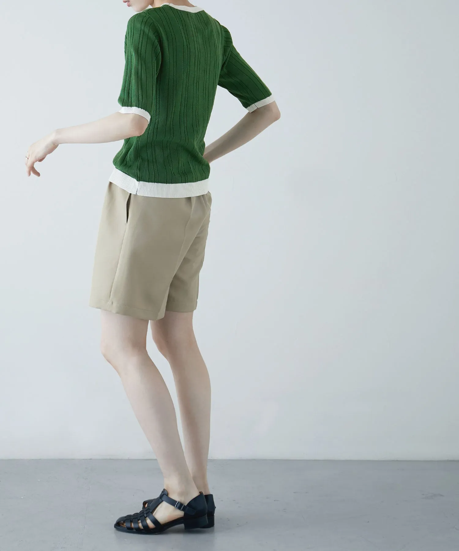 Ringer neck rib knit