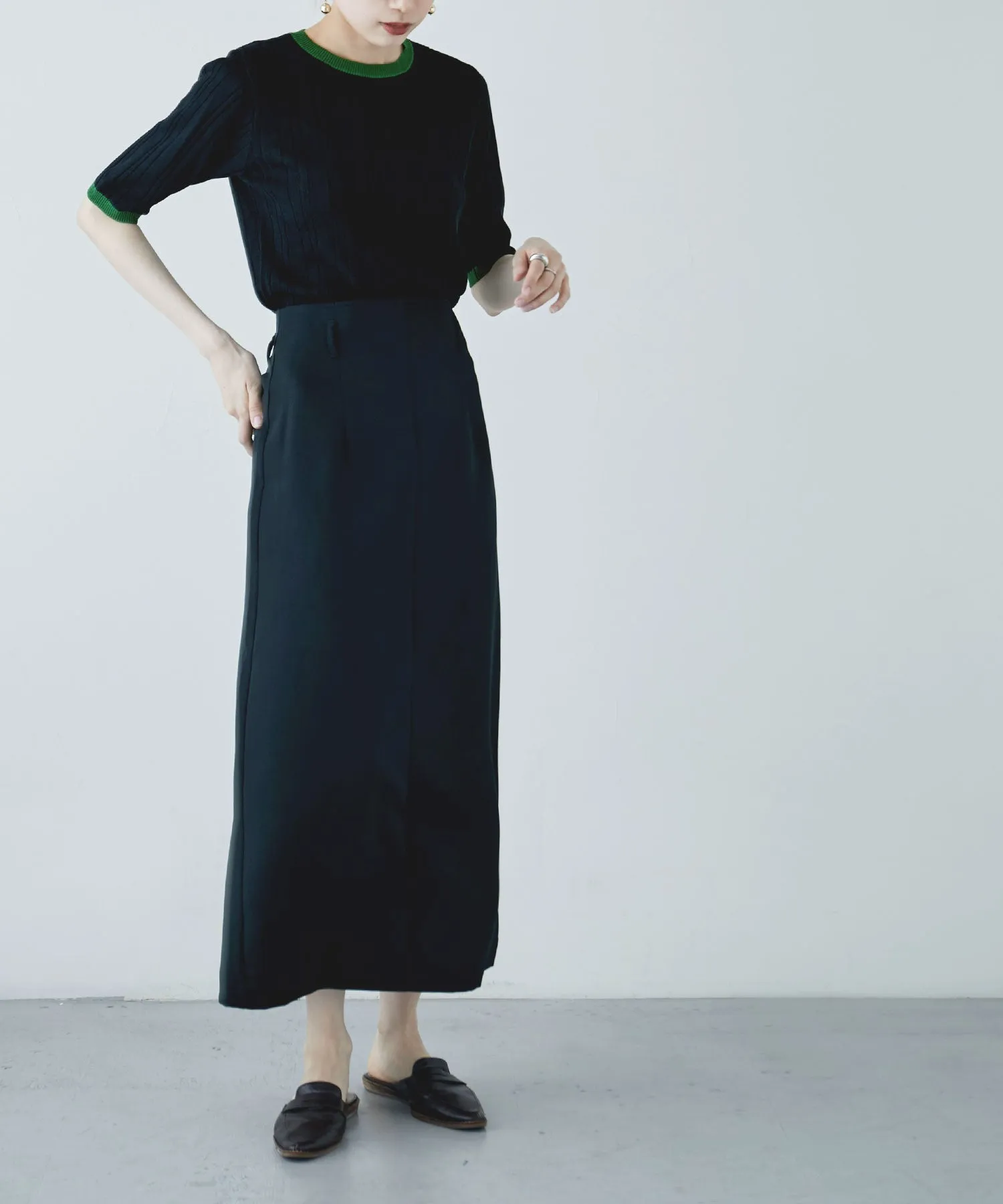 Ringer neck rib knit