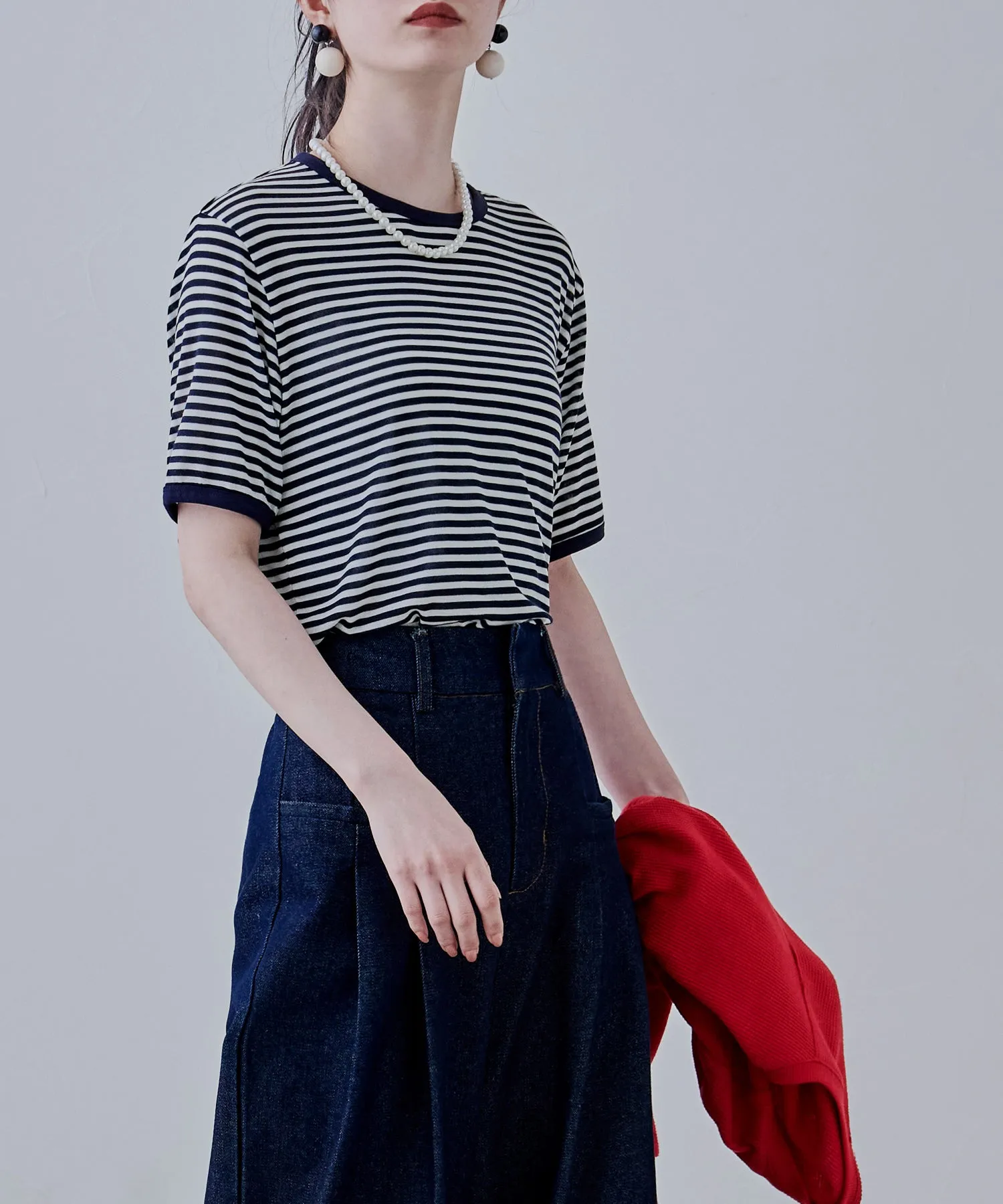 Ringer neck sheer border tee
