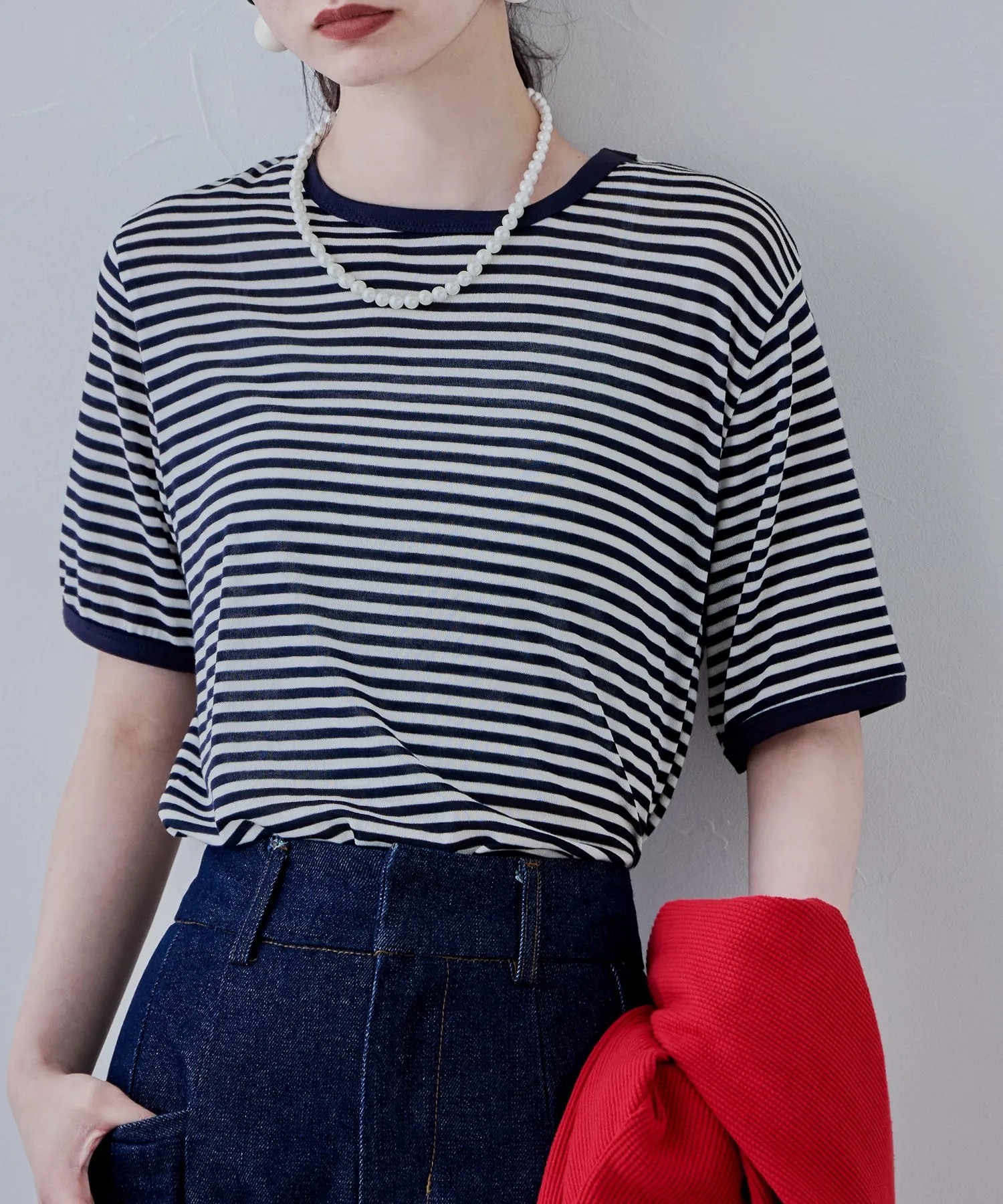 Ringer neck sheer border tee
