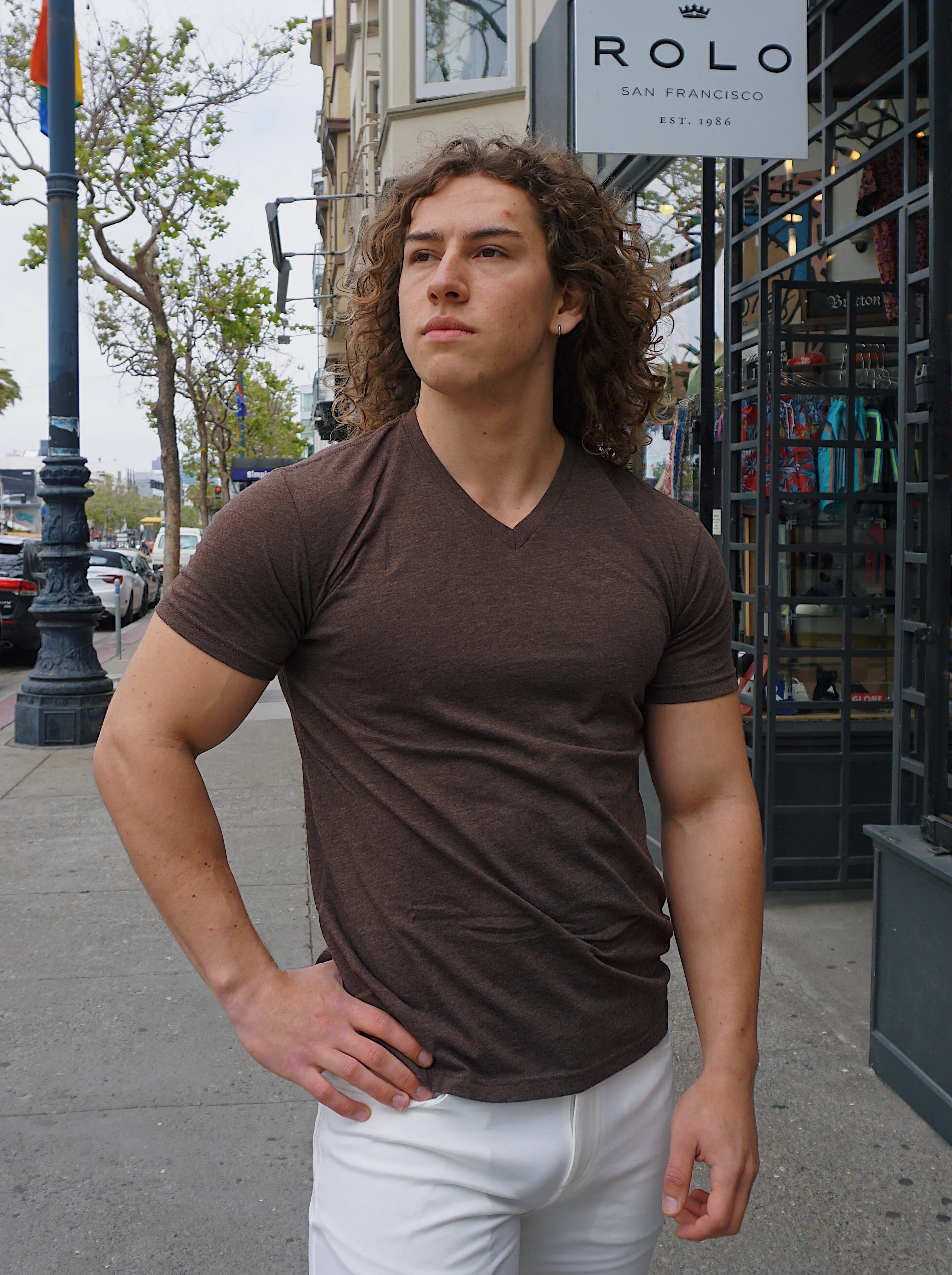 ROLO BASIC V-NECK T-SHIRT ESPRESSO