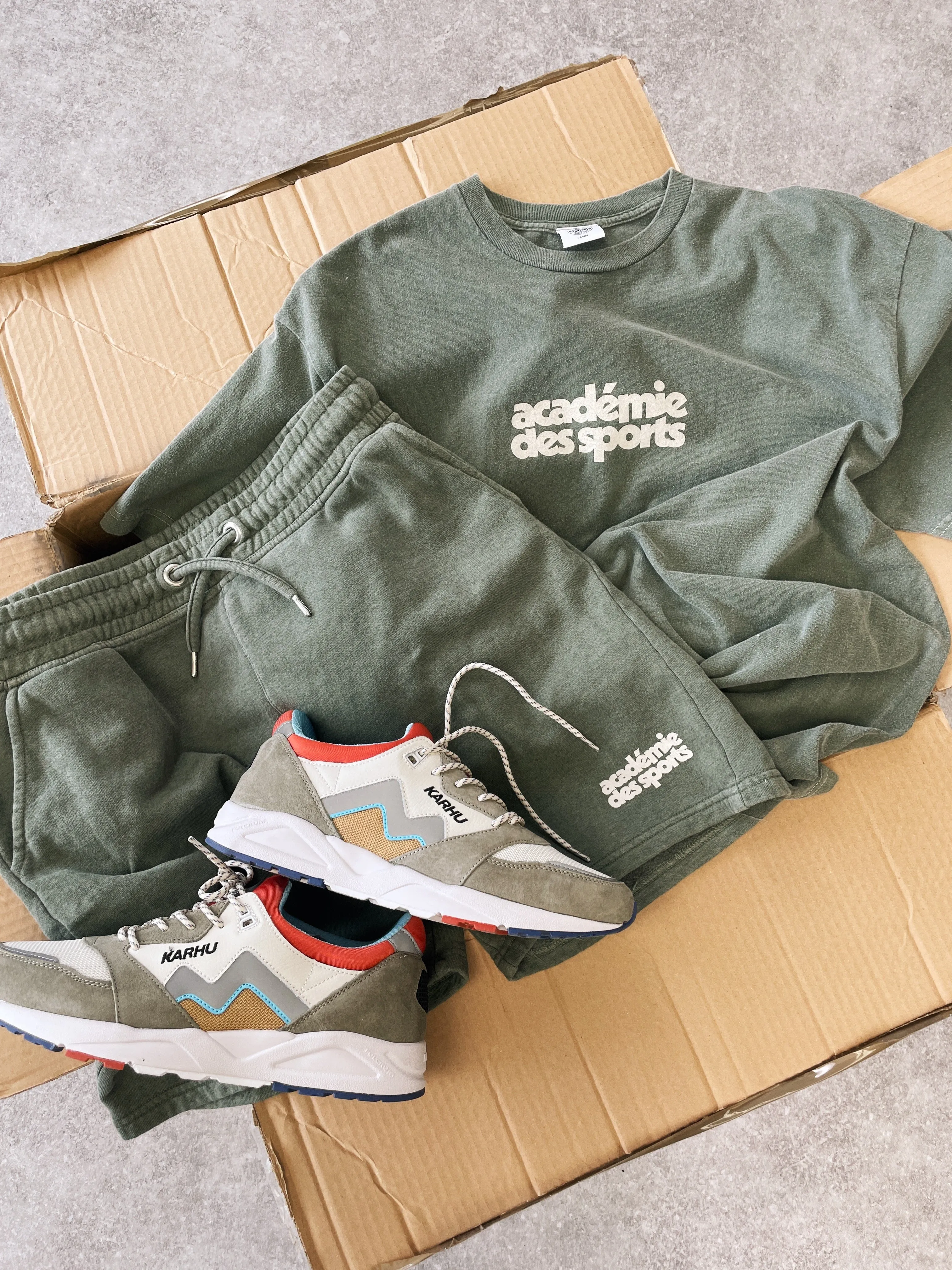 Vice 84 'Acadmie des Sports' Vintage Washed Tee - Khaki